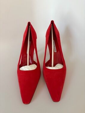 Manolo Blahnik NIB Size 41.5 Boukefalos Red Suede cut out heels